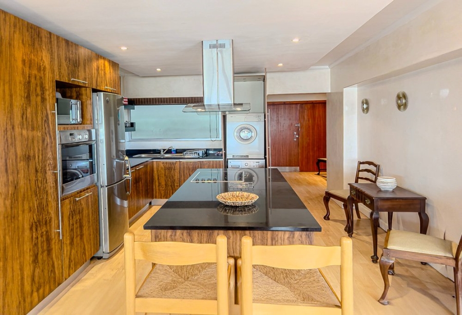 To Let 2 Bedroom Property for Rent in Sea Point Western Cape